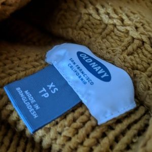 Old Navy Sweaters - Old Navy Mock Neck Sweater Old Navy Sweaters - Old Navy Mock Neck Sweater